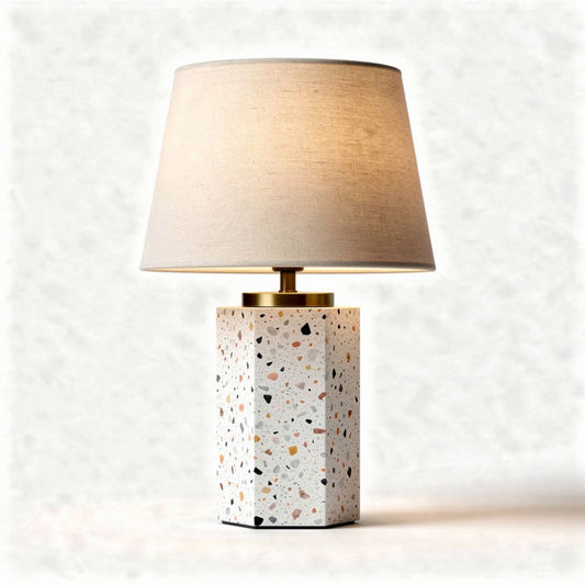 Lampe de table en béton avec abat-jour en lin de 20 x 20 x 40cm